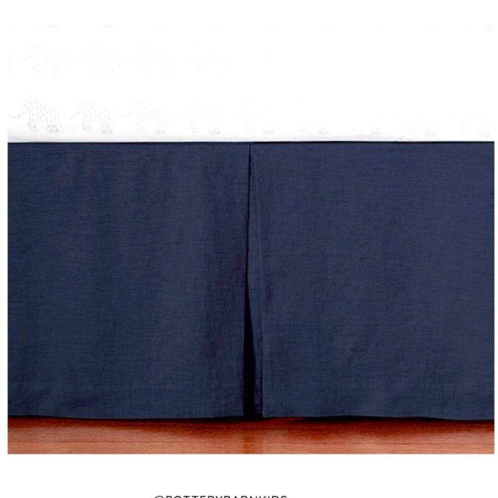 Pottery Barn Kids Belgian Flax Linen Crib Skirt in Navy